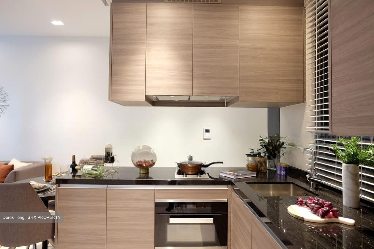 8 Saint Thomas (D9), Condominium #576117791